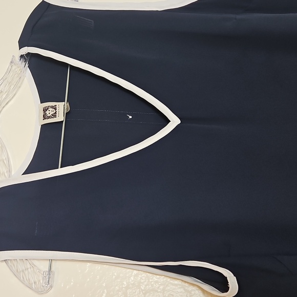 Anne Klein Navy and White V-Neck Tank Top - Picture 5 of 6
